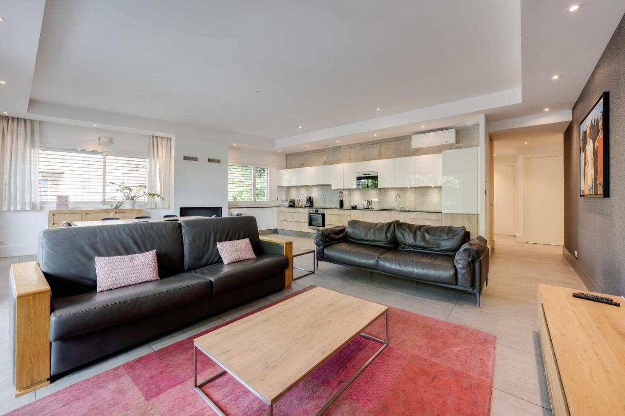 Le Kube - Appartements De Prestige Au Centre D'אנסי מראה חיצוני תמונה